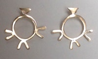 9 Carat sun shape earrings