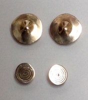 9 Carat gold shield stud and spiral stud